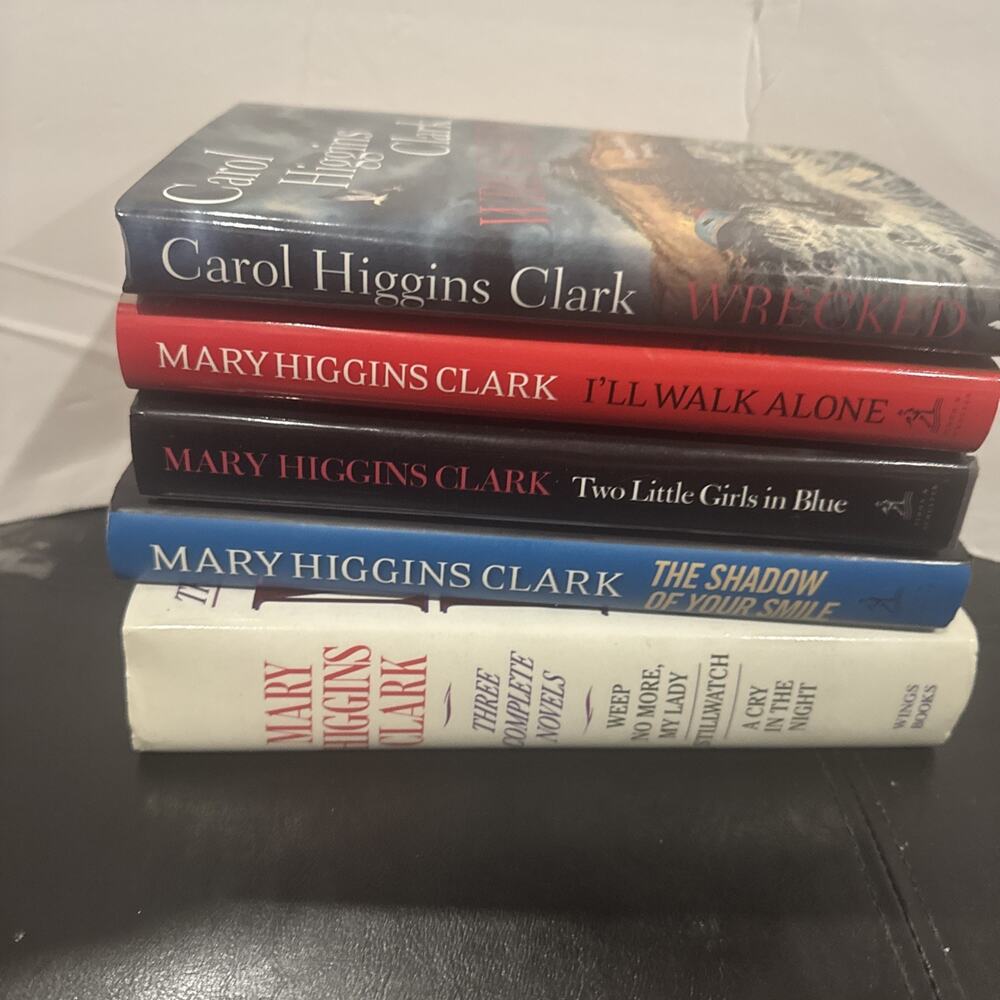 Lot of 5 Mary & Carol Higgins Clark Hardcover Mystery Books Wrecked